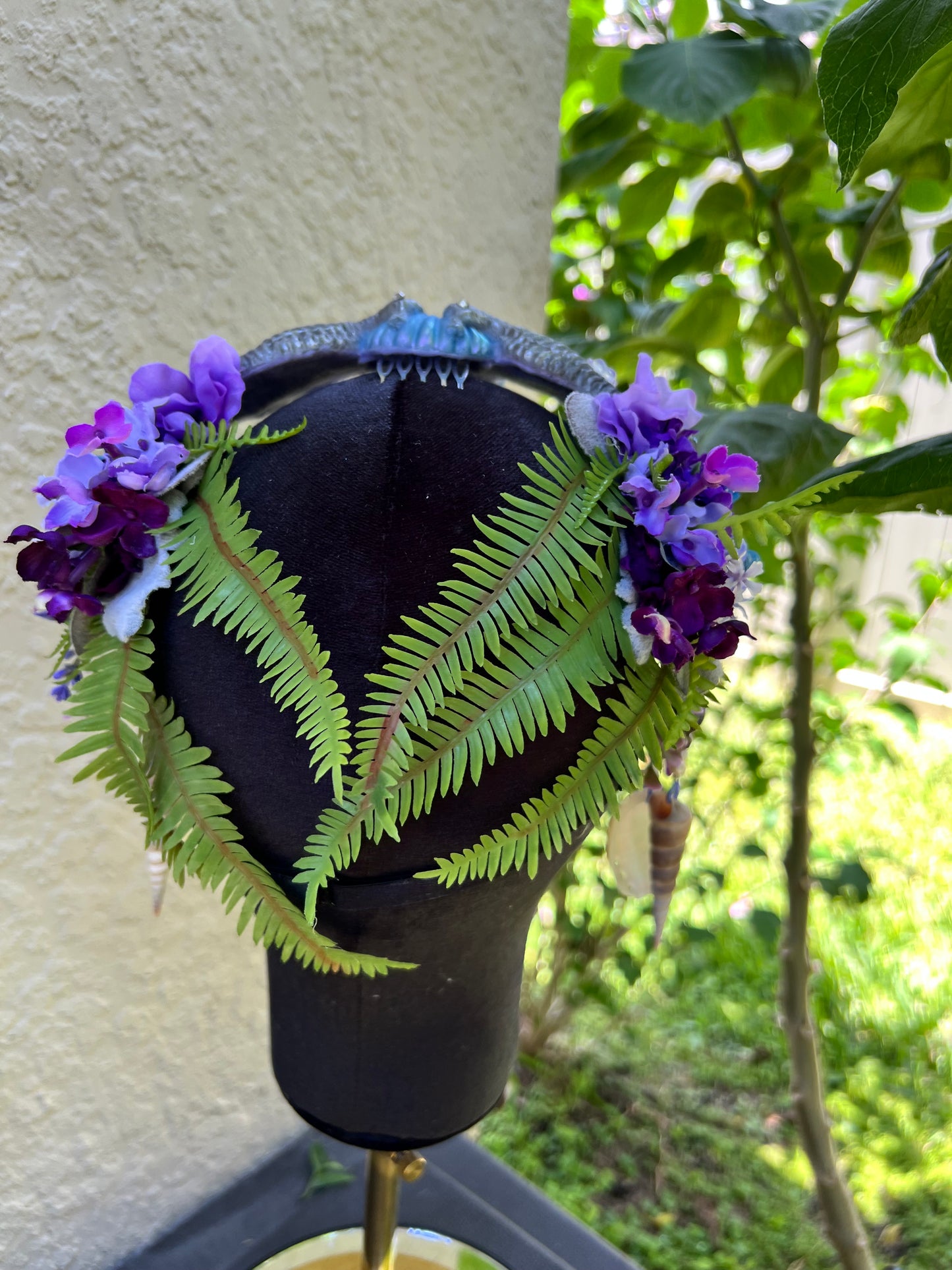 Silver/purple seahorse crown