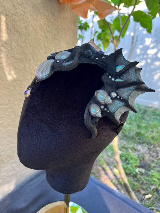 Black /white Lorelei crown