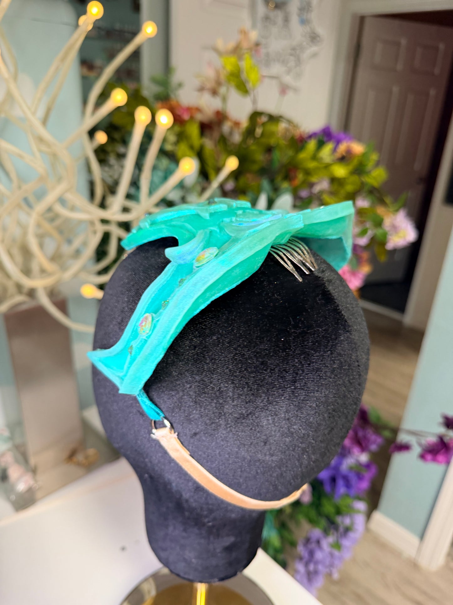 Teal Echo crown