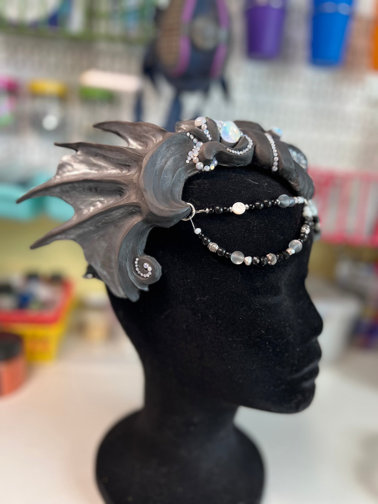 Black/silver crown