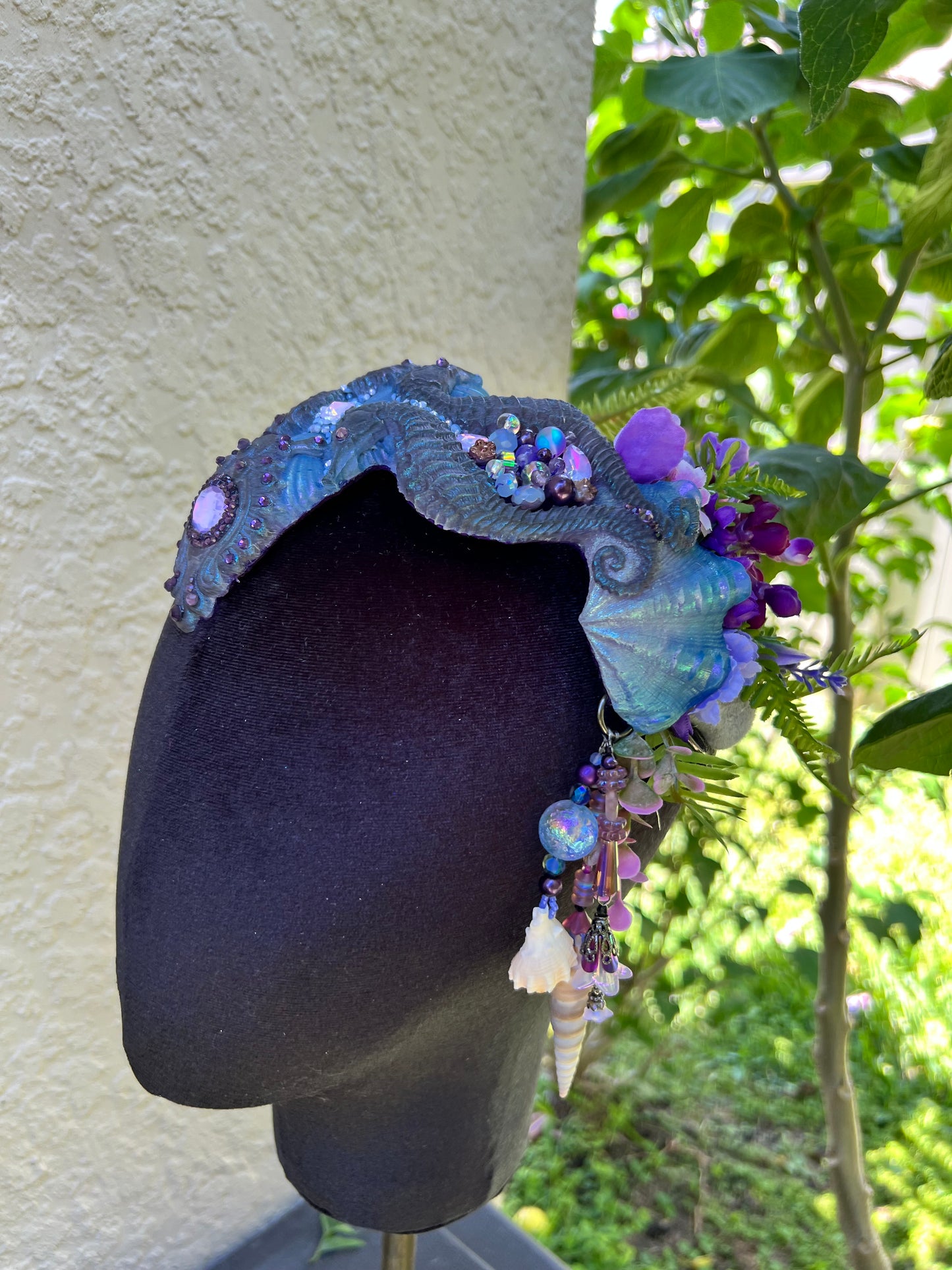 Purple/ dark purple seahorse crown