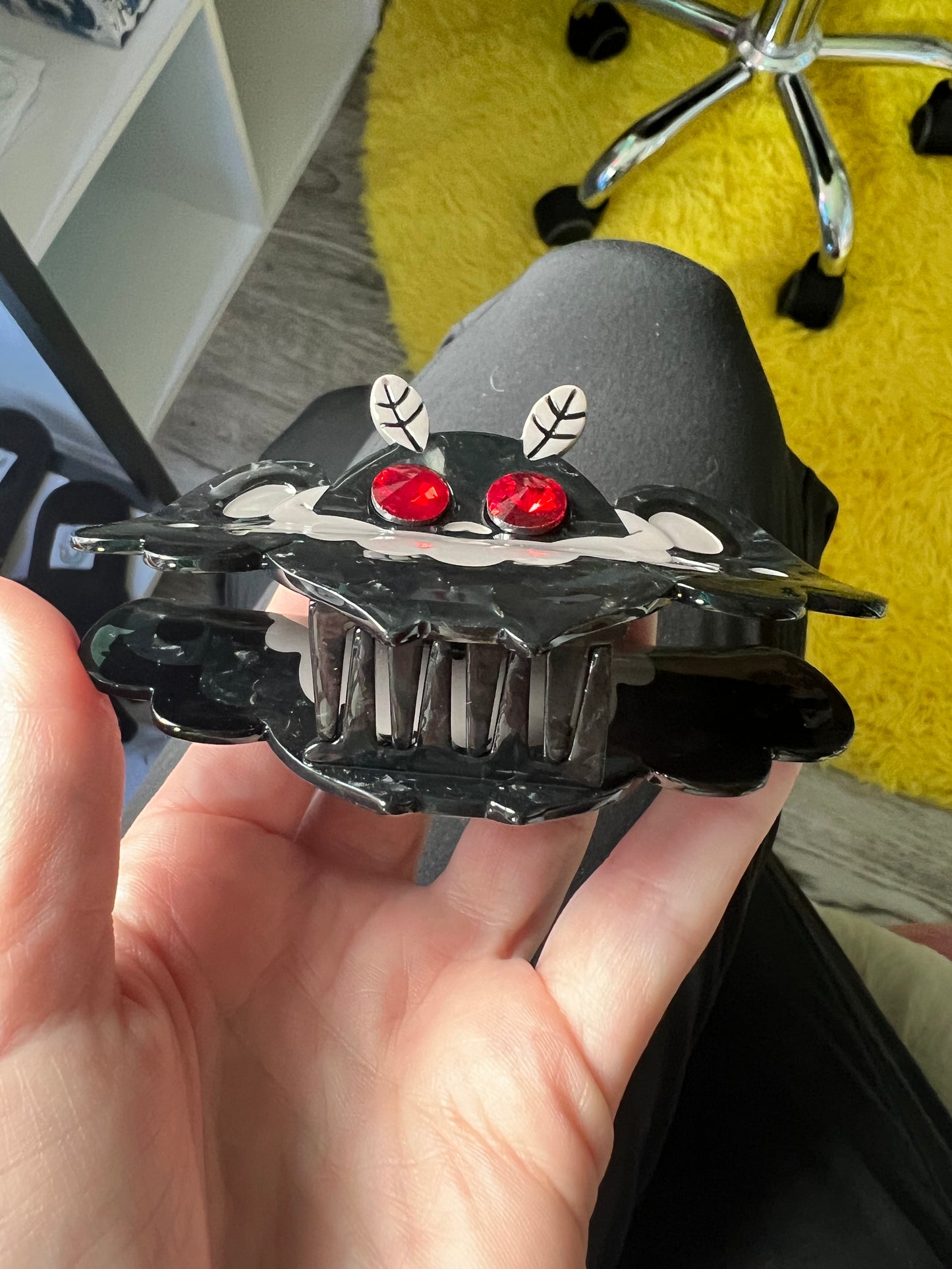 Presale Mothman hairclip