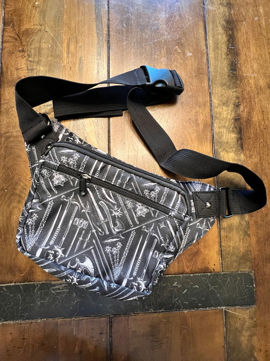 Medieval weapons fanny pack