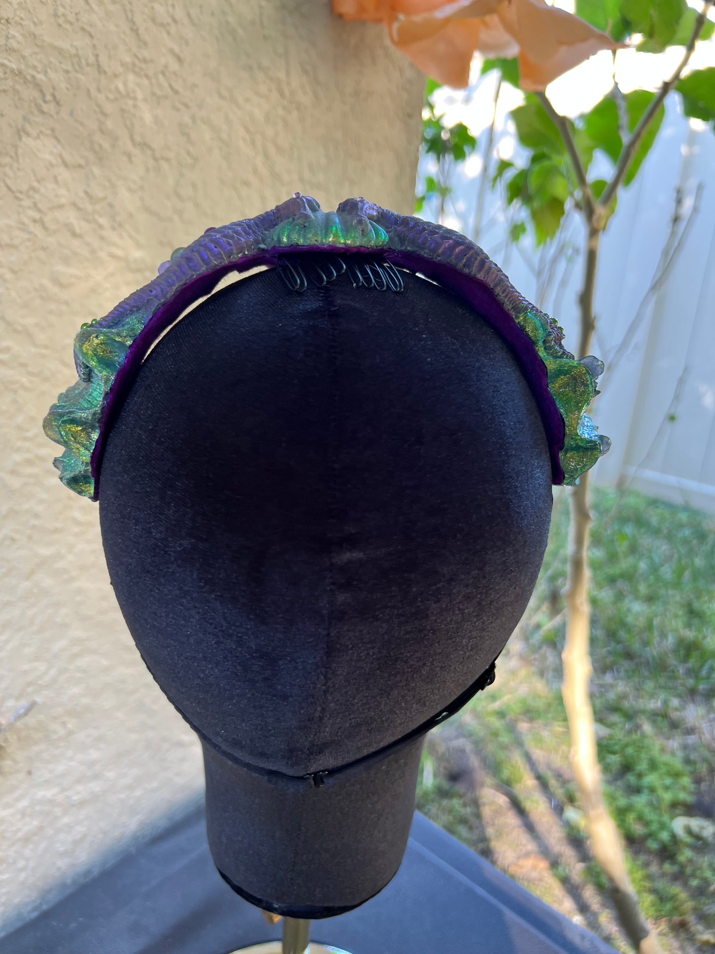 Green/ purple seahorse crown