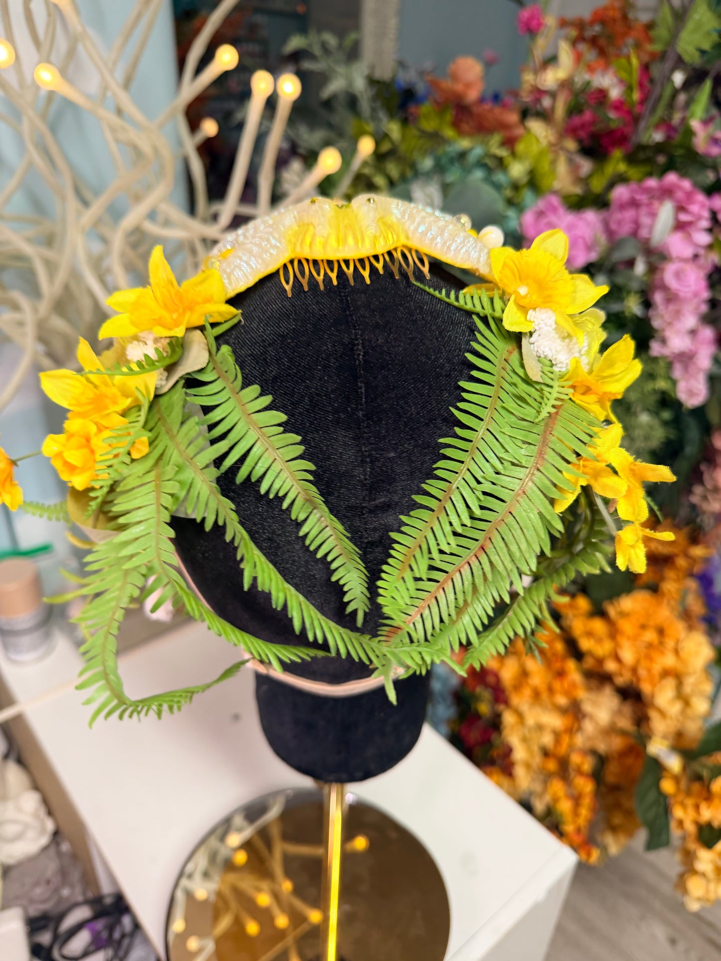 Sale! Gold/white/ yellow seahorse crown