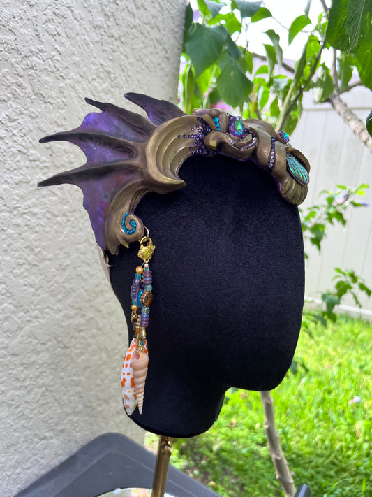 Black/blue/purple crown