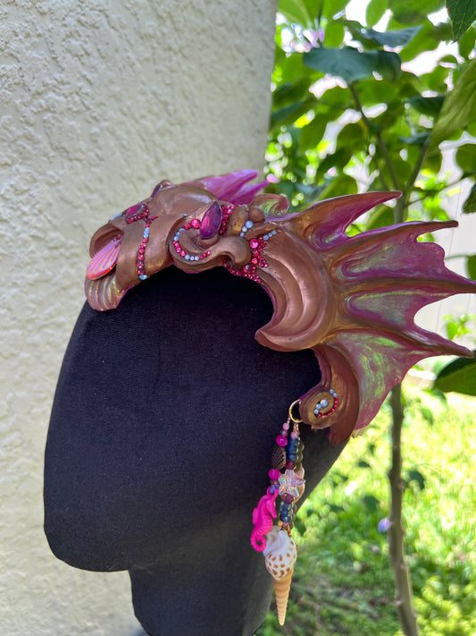 Bronze/pink crown