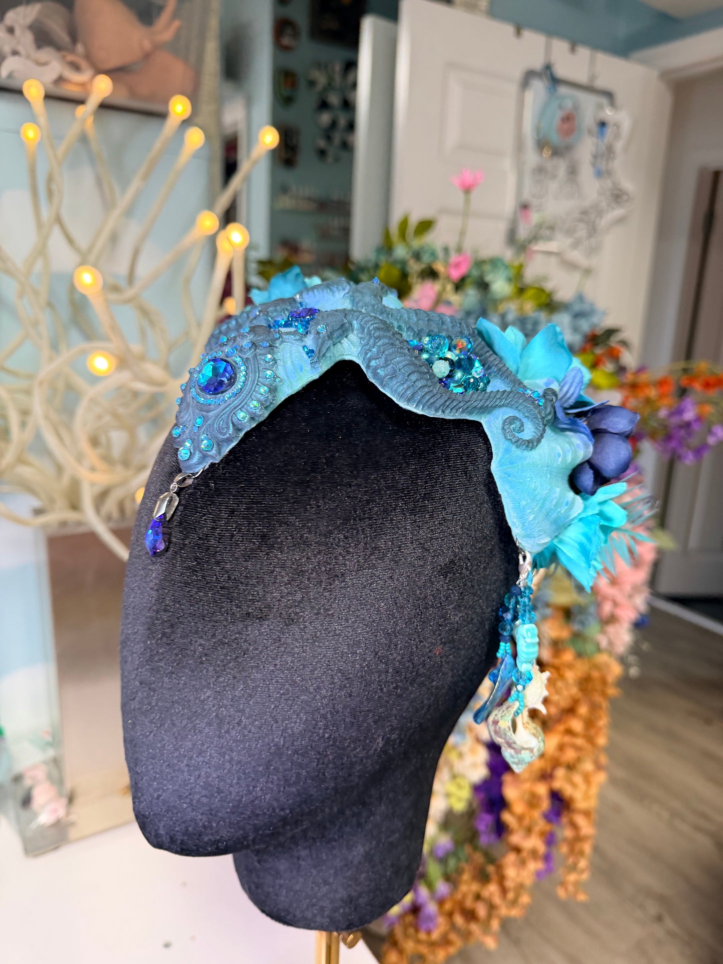 Blue seahorse crown