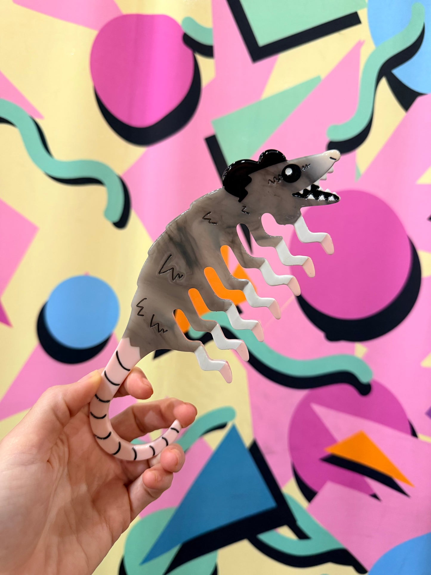 Opossum wet hair comb pre order