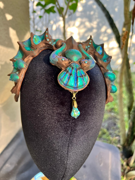 Brown/teal Lorelei crown