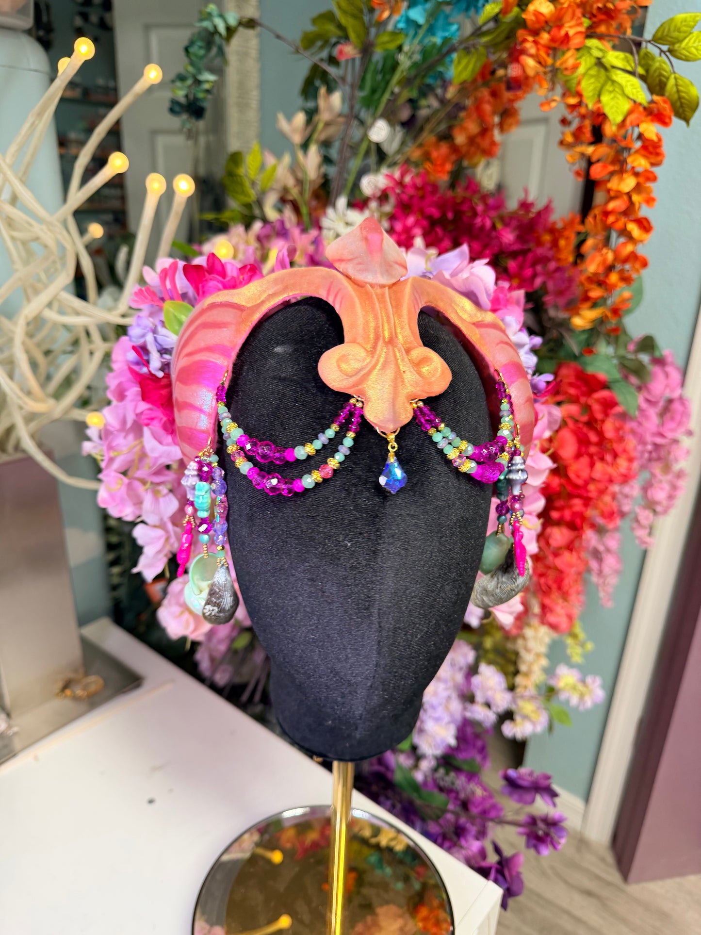 Pink/gold Nautilus crown