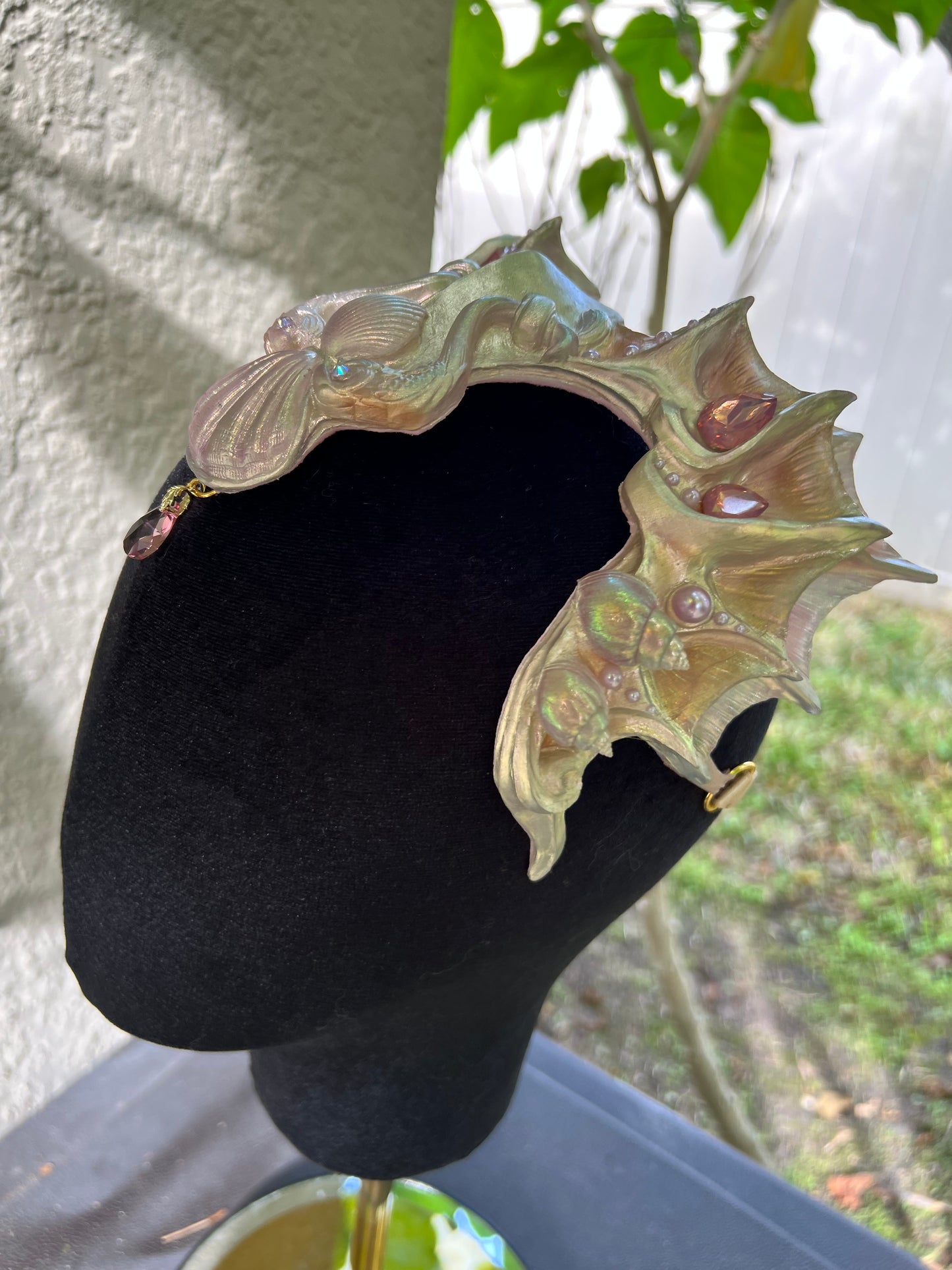 Champagne/pink Lorelei crown