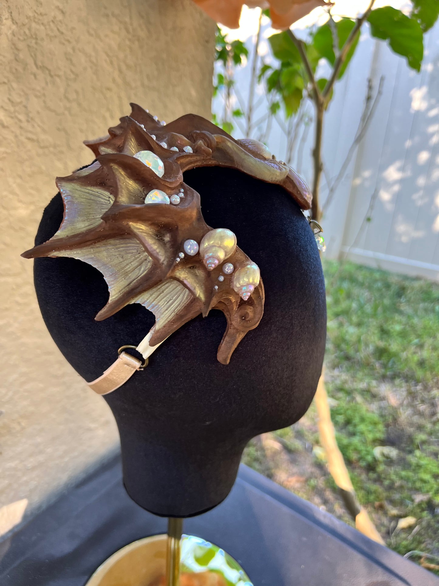 Light gold / brown Lorelei crown