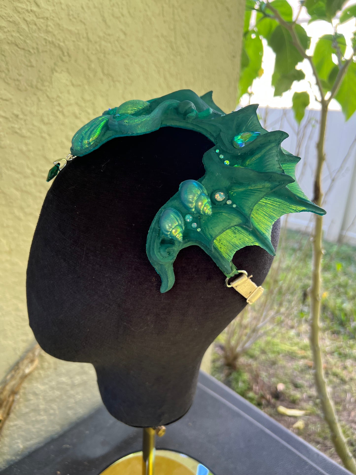 Green/teal Lorelei crown