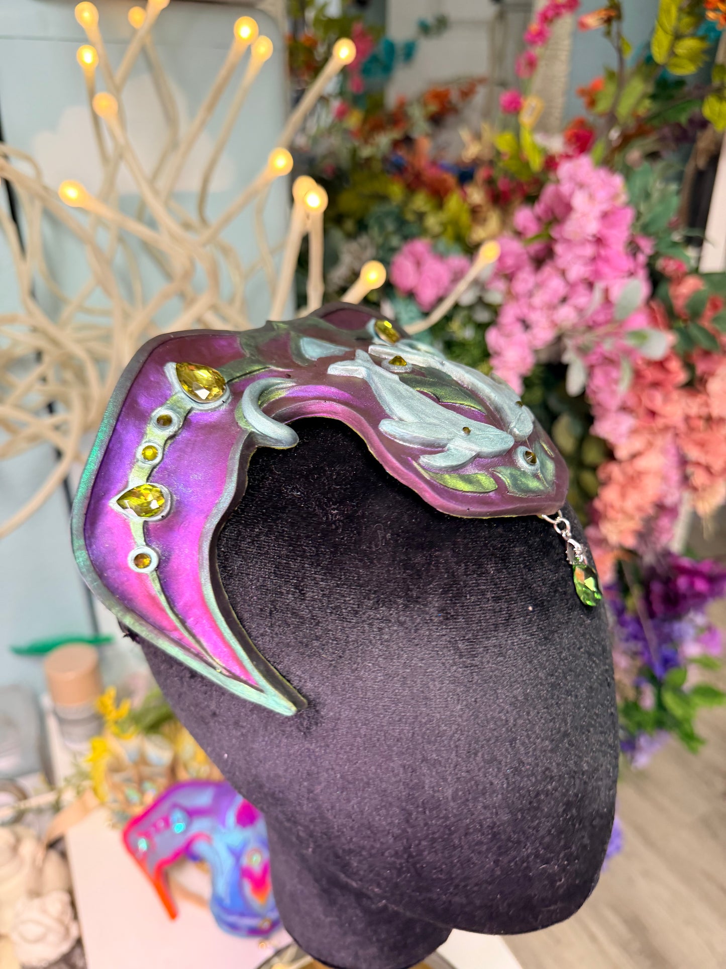 Purple/green Echo crown