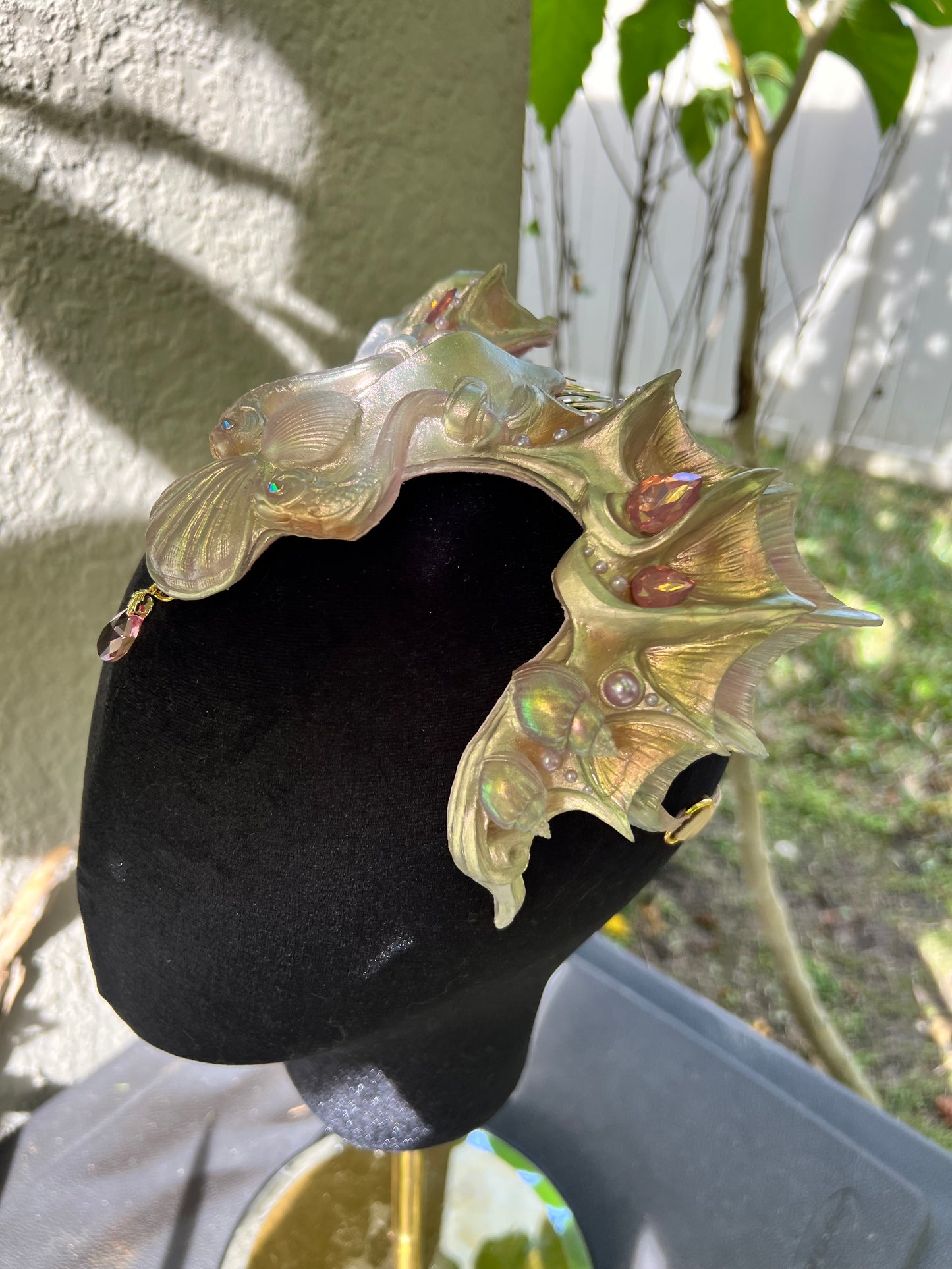 Champagne/pink Lorelei crown